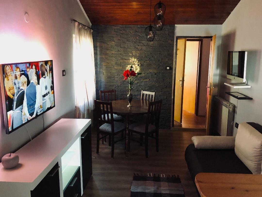 סטרוניאן Apartment Boreas מראה חיצוני תמונה